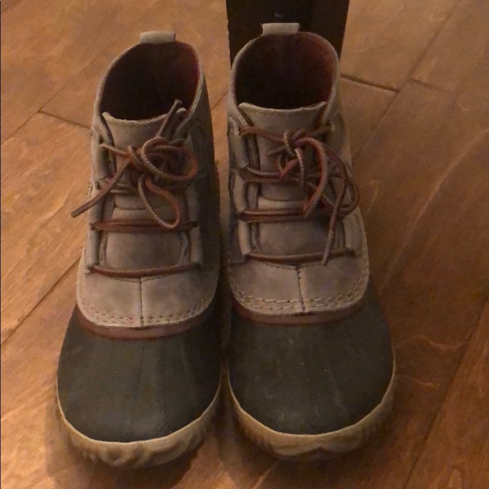 Like New Sorel Duck Boots